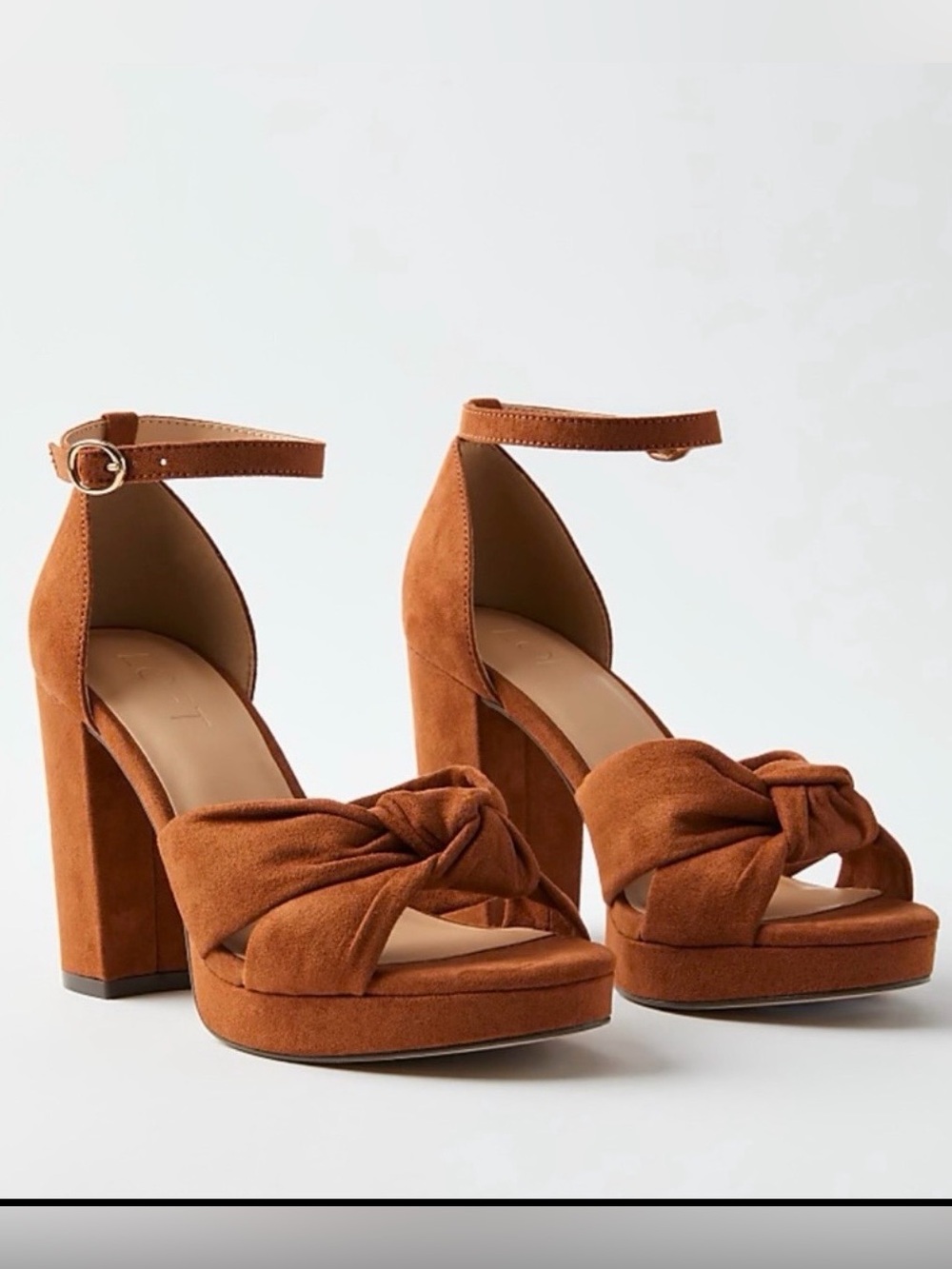 LOFT NWOT Rust Suede Knotted Platform Heels Size 9